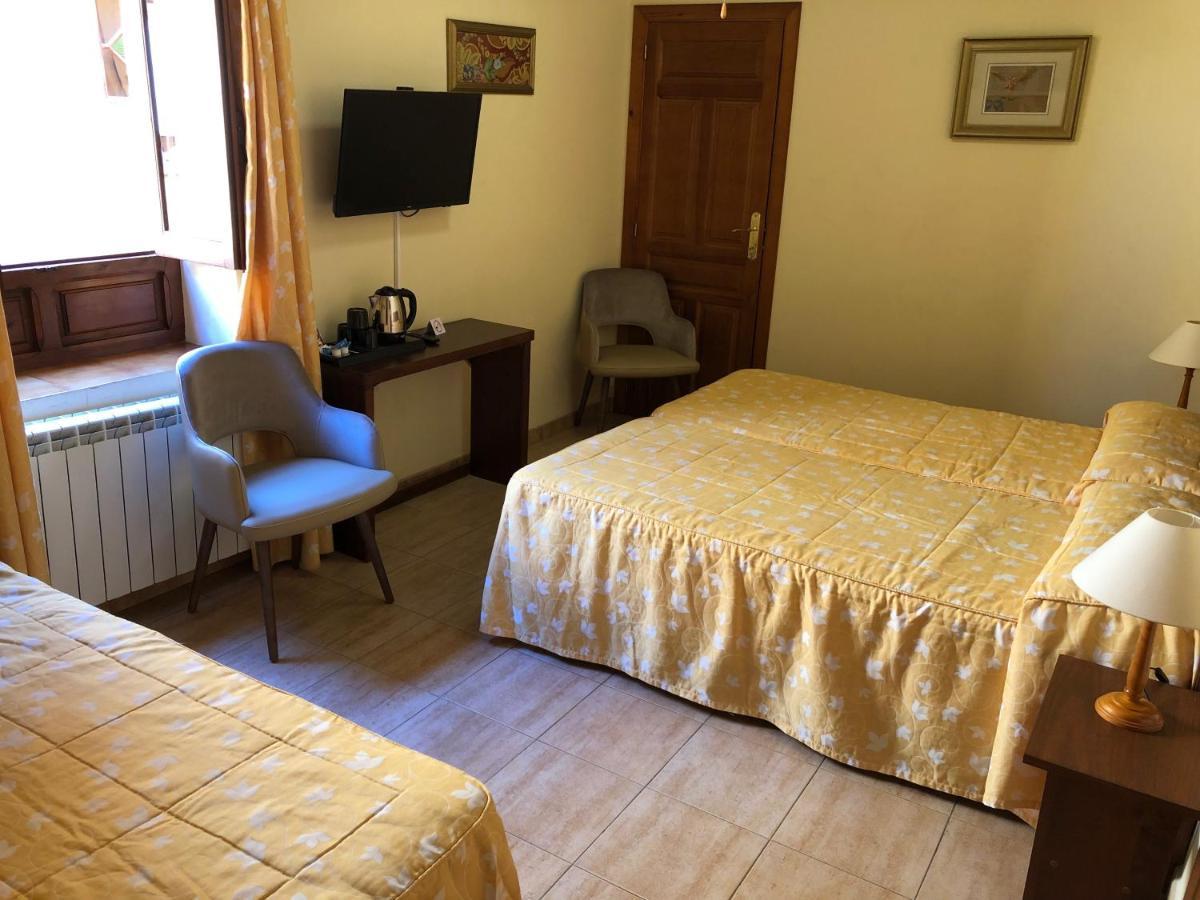 Hostal Loreto Denia Zewnętrze zdjęcie