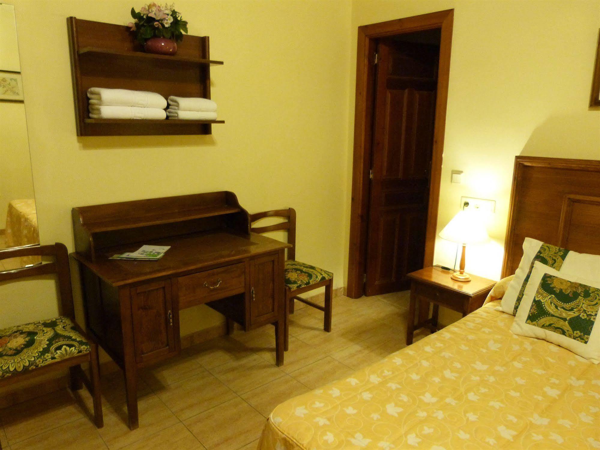 Hostal Loreto Denia Zewnętrze zdjęcie